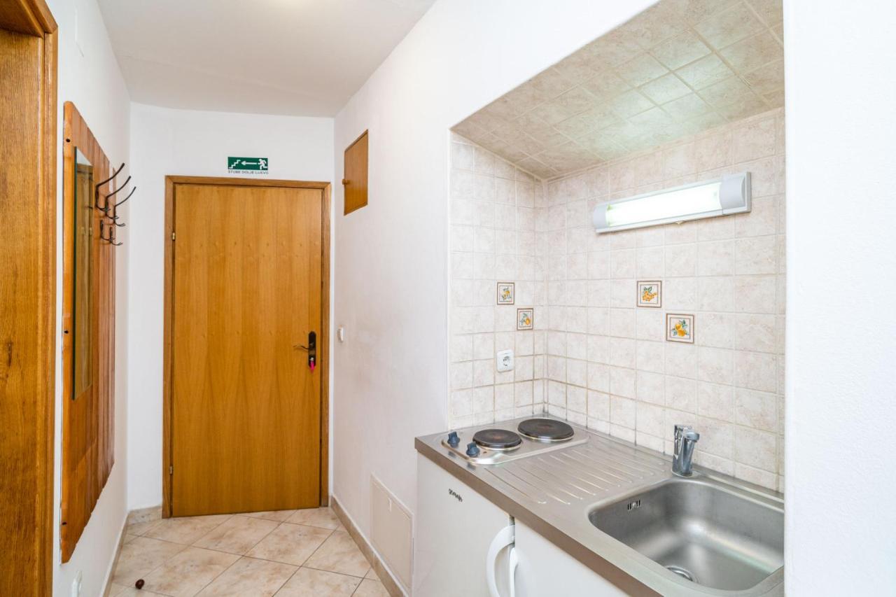Central Apartment With Terrace Dubrovnik Exterior foto
